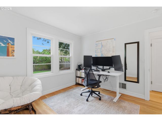 4334 Se 49TH Ave, Portland, OR 97206