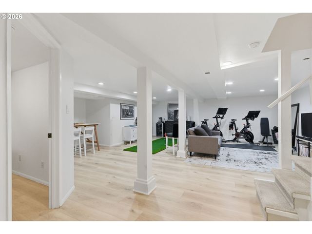 4334 Se 49TH Ave, Portland, OR 97206