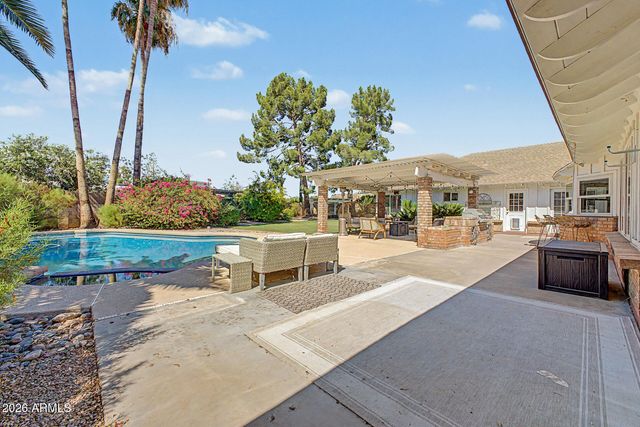 2336 E INGLEWOOD Street, Mesa, AZ 85213