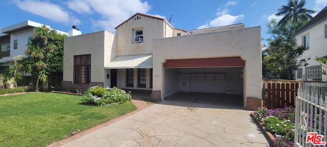 3126 Castle Heights Avenue, Los Angeles, CA 90034