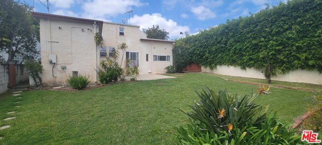 3126 Castle Heights Avenue, Los Angeles, CA 90034