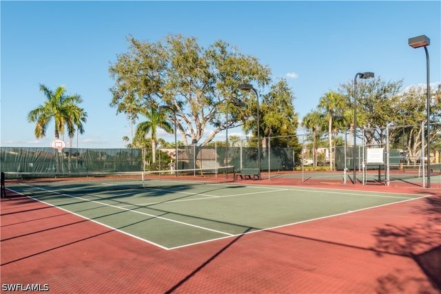 7750 Jewel LN 101, Naples, FL 34109