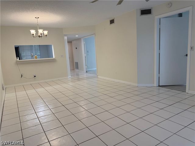 7750 Jewel LN 101, Naples, FL 34109