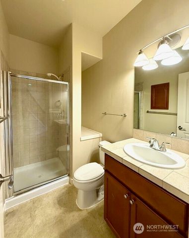 23419 NE 10th Place, Sammamish, WA 98074
