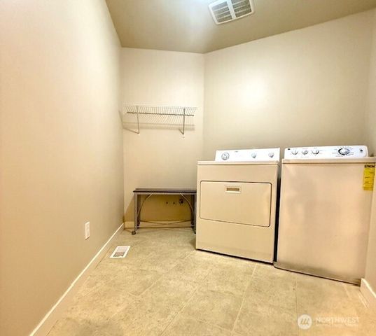 23419 NE 10th Place, Sammamish, WA 98074