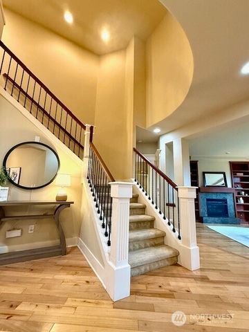 23419 NE 10th Place, Sammamish, WA 98074