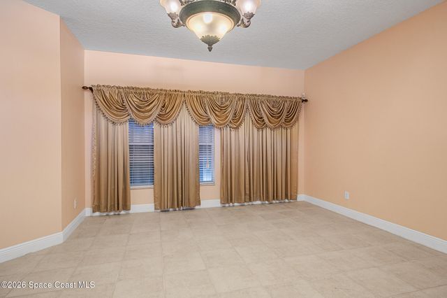 2765 Freemont Avenue SE, Palm Bay, FL 32909