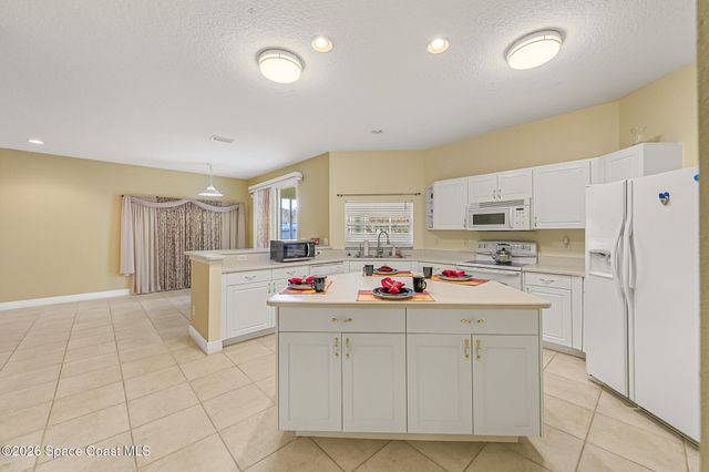 2765 Freemont Avenue SE, Palm Bay, FL 32909