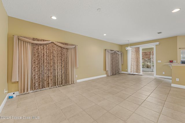 2765 Freemont Avenue SE, Palm Bay, FL 32909