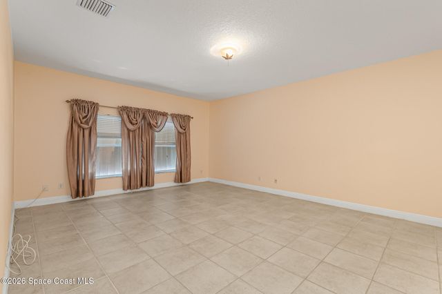 2765 Freemont Avenue SE, Palm Bay, FL 32909