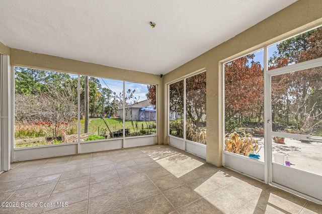 2765 Freemont Avenue SE, Palm Bay, FL 32909