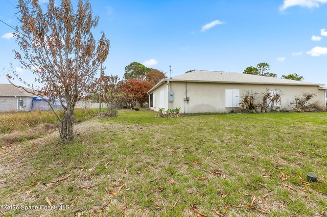 2765 Freemont Avenue SE, Palm Bay, FL 32909