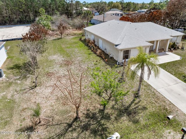 2765 Freemont Avenue SE, Palm Bay, FL 32909