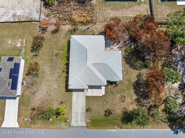 2765 Freemont Avenue SE, Palm Bay, FL 32909