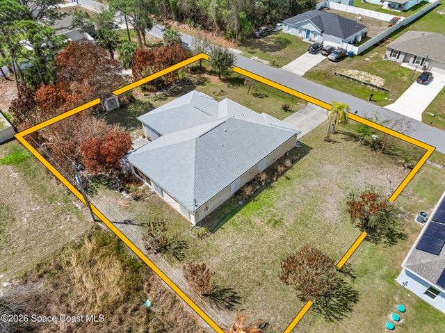 2765 Freemont Avenue SE, Palm Bay, FL 32909