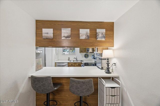 4150 E CACTUS Road 120, Phoenix, AZ 85032