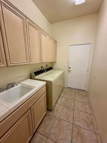 219 Kavenish Drive, Rancho Mirage, CA 92270