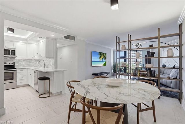 320 Seaview CT 2-408, Marco Island, FL 34145