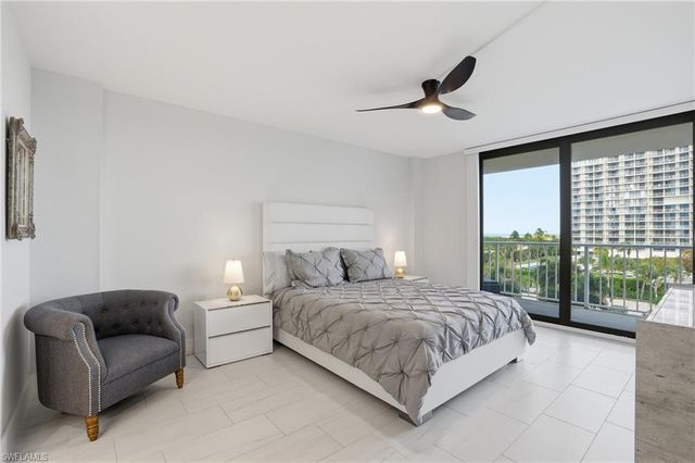 320 Seaview CT 2-408, Marco Island, FL 34145