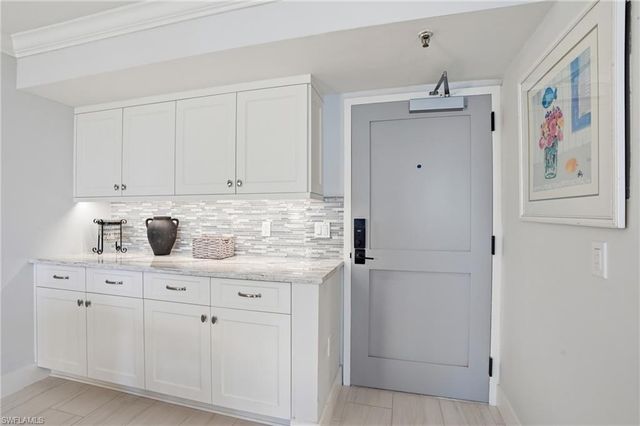 320 Seaview CT 2-408, Marco Island, FL 34145