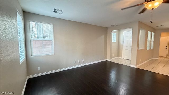 25 Red Oak Canyon Street 2, Henderson, NV 89012