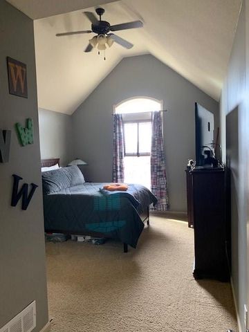 11018 W 163rd Terrace, Overland Park, KS 66221