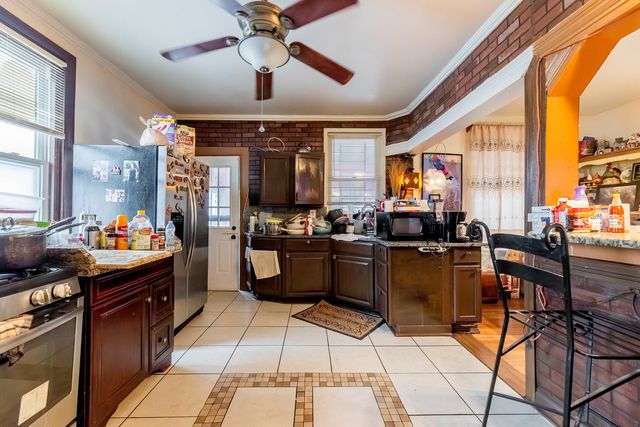 1434 N Leamington Avenue, Chicago, IL 60651