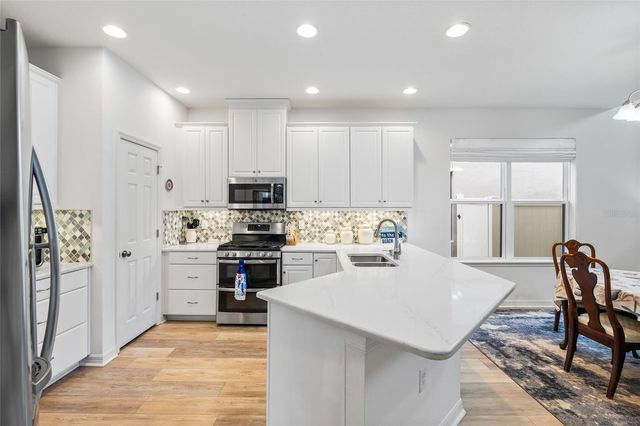 8519 ARABELLA LANE, Seminole, FL 33777