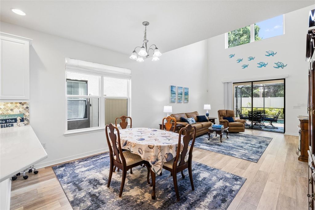 Image 13 of property listing at 8519 ARABELLA LANE, Seminole, FL 33777