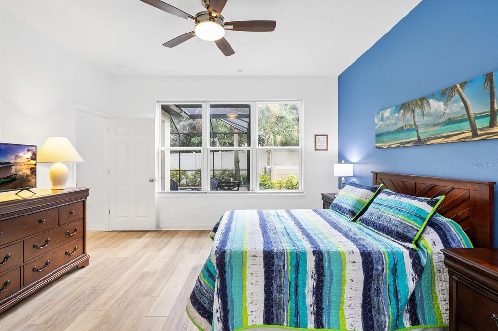 Image 21 of property listing at 8519 ARABELLA LANE, Seminole, FL 33777