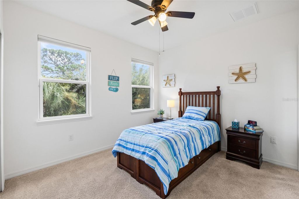 Image 29 of property listing at 8519 ARABELLA LANE, Seminole, FL 33777