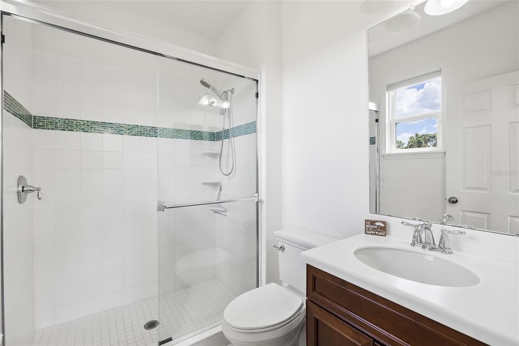 Image 30 of property listing at 8519 ARABELLA LANE, Seminole, FL 33777