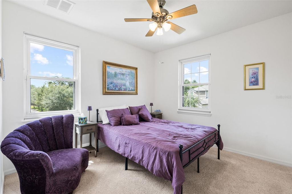 Image 31 of property listing at 8519 ARABELLA LANE, Seminole, FL 33777