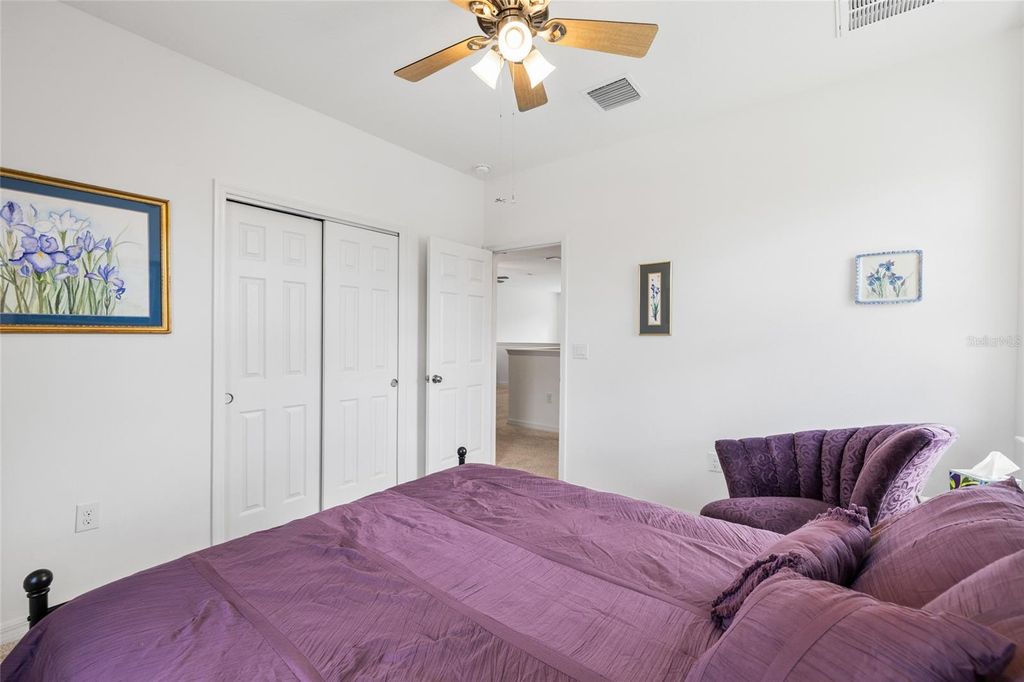 Image 32 of property listing at 8519 ARABELLA LANE, Seminole, FL 33777