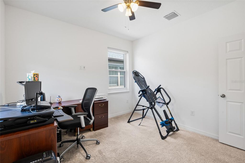 Image 35 of property listing at 8519 ARABELLA LANE, Seminole, FL 33777