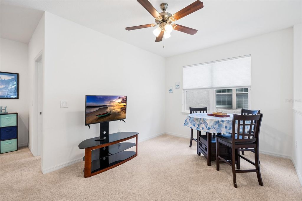 Image 37 of property listing at 8519 ARABELLA LANE, Seminole, FL 33777