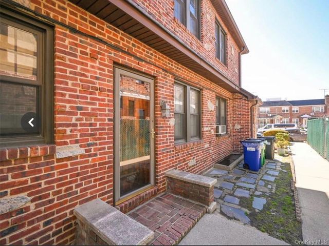 190-15 Crocheron Avenue, Flushing, NY 11358