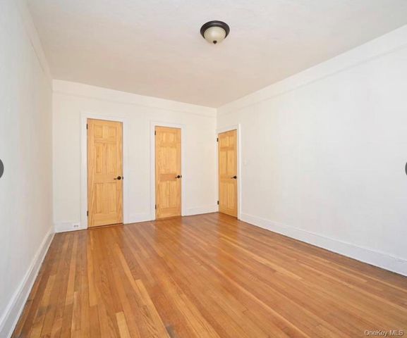 190-15 Crocheron Avenue, Flushing, NY 11358