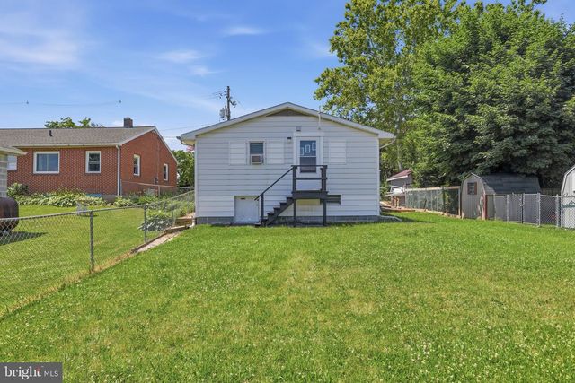 329 E GARFIELD STREET, Chambersburg, PA 17201