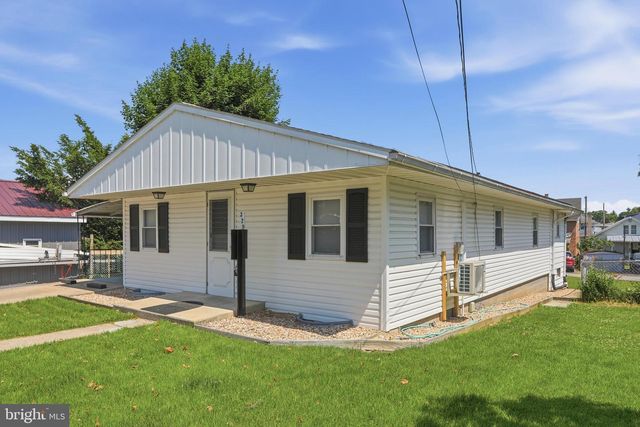 329 E GARFIELD STREET, Chambersburg, PA 17201