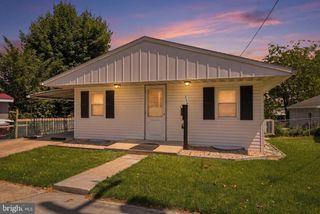 329 E GARFIELD STREET, Chambersburg, PA 17201
