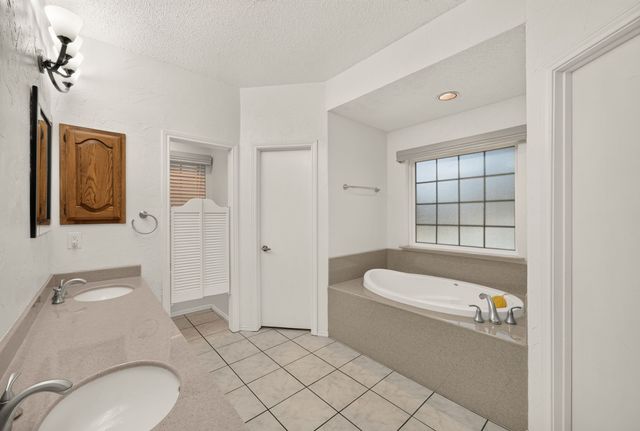 1208 Fox Hollow Drive, Carrollton, TX 75007