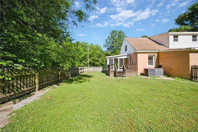 317 George Washington HWY S, Chesapeake, VA 23323