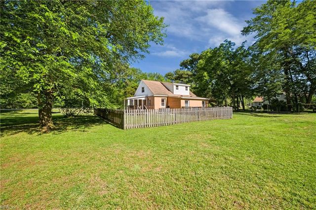 317 George Washington HWY S, Chesapeake, VA 23323