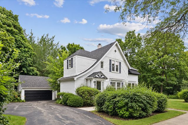 333 Hazel Avenue, Highland Park, IL 60035