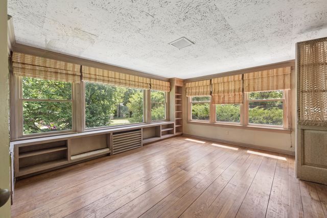 333 Hazel Avenue, Highland Park, IL 60035