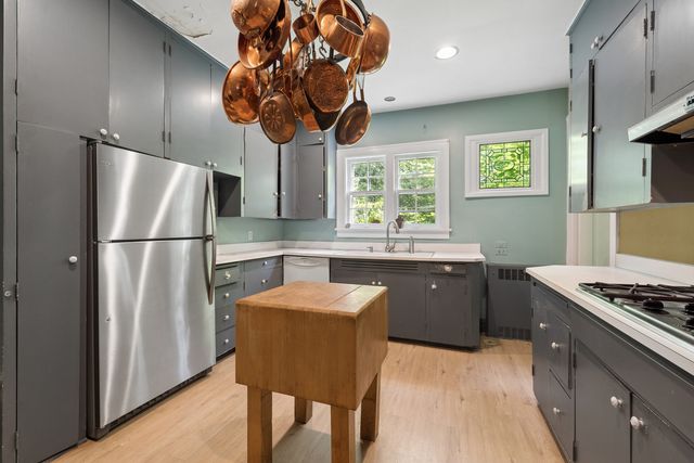 333 Hazel Avenue, Highland Park, IL 60035