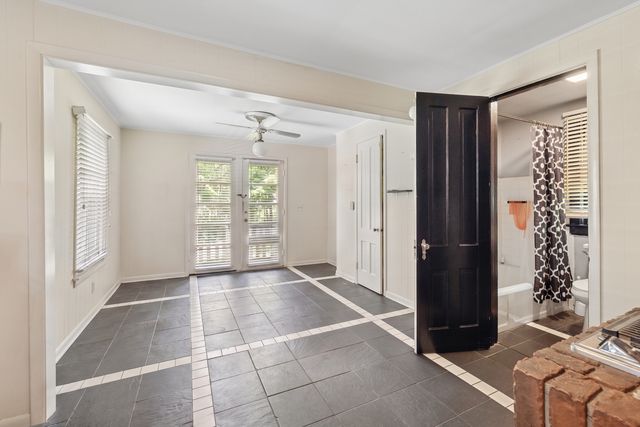333 Hazel Avenue, Highland Park, IL 60035