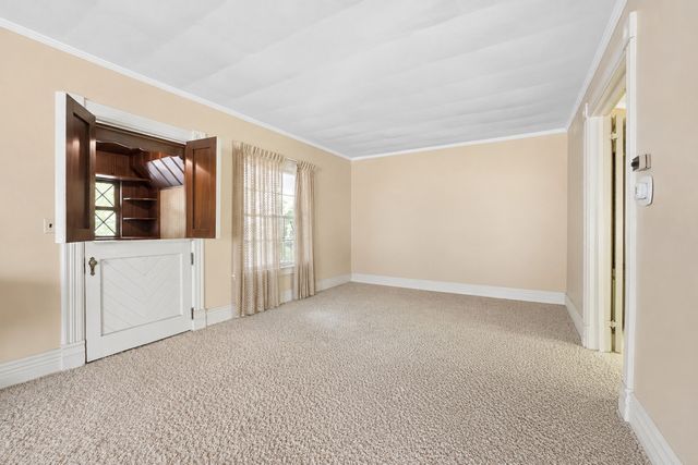 333 Hazel Avenue, Highland Park, IL 60035