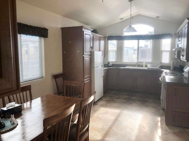 74711 Dillon Rd Spc 726, Desert Hot Springs, CA 92241